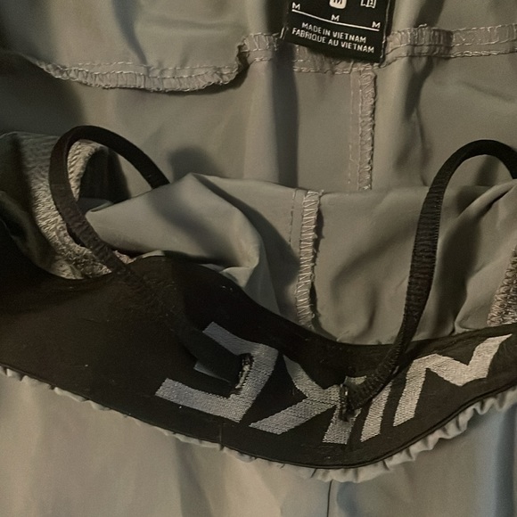 Nike shorts - Picture 4 of 5